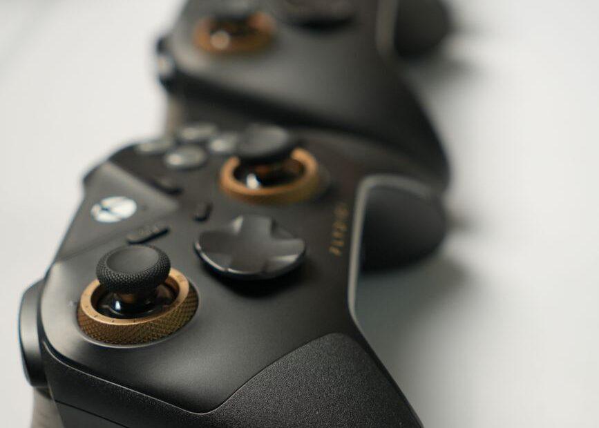 Illustration of What Makes Certain Controllers Preferred By Professional Competitive Players